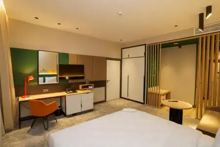 Holiday Inn Tashkent City - 38