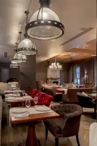 Crowne Plaza - Congress, an IHG - 8