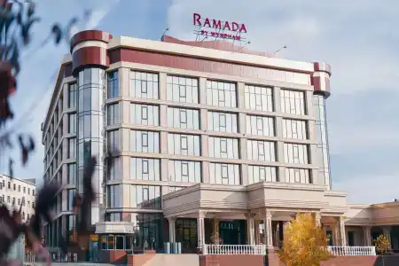 Ramada by Wyndham - 14