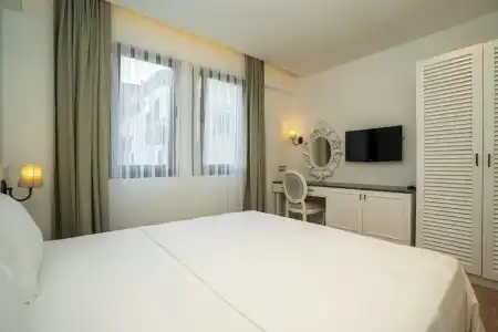 Channel Suites - 3