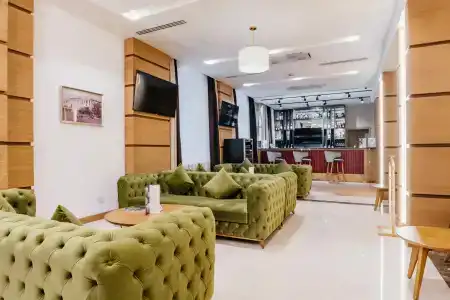 Ramada by Wyndham - 1
