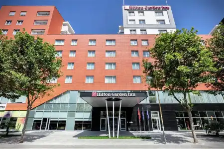 Hilton Garden Inn Tirana - 40