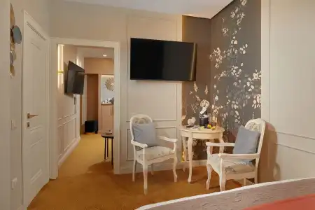 Tuchkov Most Apart-Hotel - 34