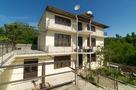 Bagrat Guest House - 1