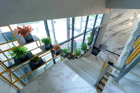 Grand Aura - 16