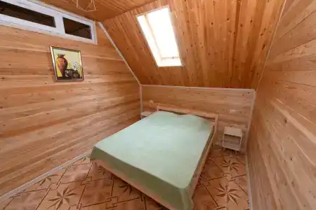 Yakor Guest House - 128