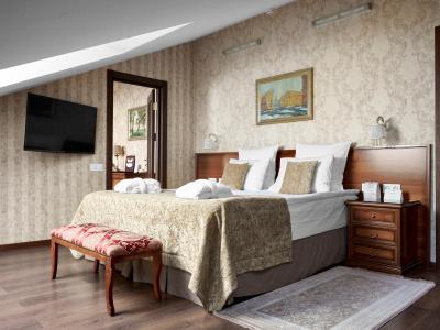 Ekaterina - 58