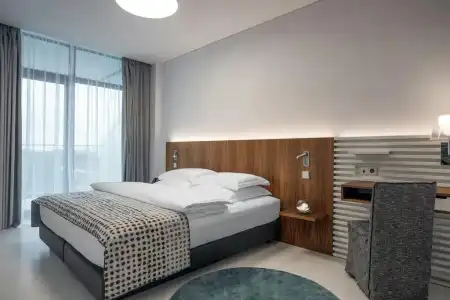 Crystal House Suite & SPA - 4