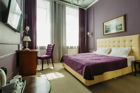 Marel - 10