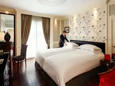 Sofitel Legend Metropole - 11