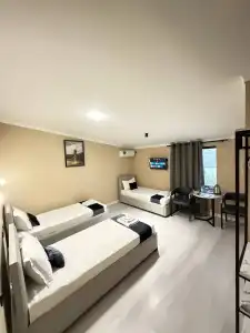 Luna Plaza - 15