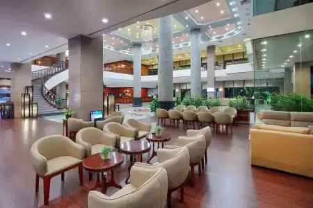 Halong Plaza - 12