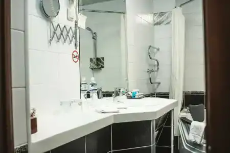 Gloria Business - 128