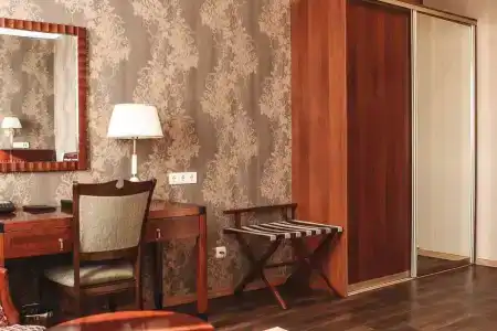 Gloria Business - 114