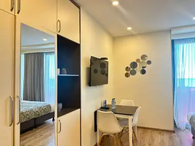 Bellevue Residence Suites - 244