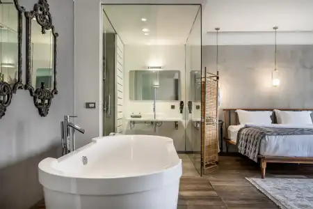 Ansen Suites - 210