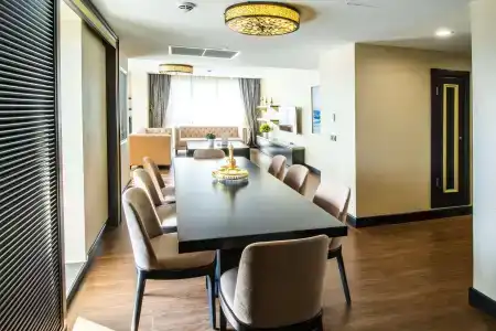 Hilton Garden Inn - 11