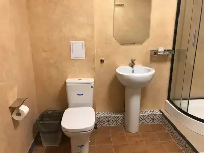 Vernisazh Mini-hotel - 16