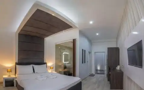Central Park Residence Guest House - 23