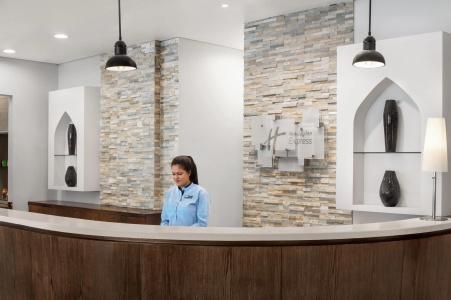 Holiday Inn Express Dubai - Safa Park, an IHG - 18