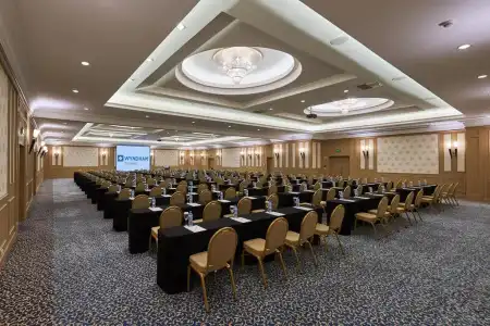 Wyndham Tashkent - 8
