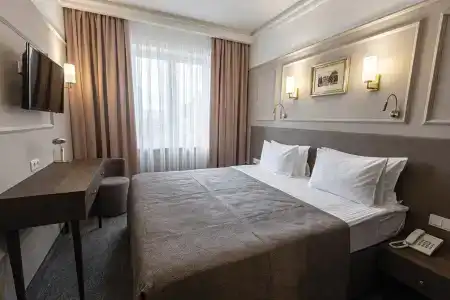 Hotel - 64