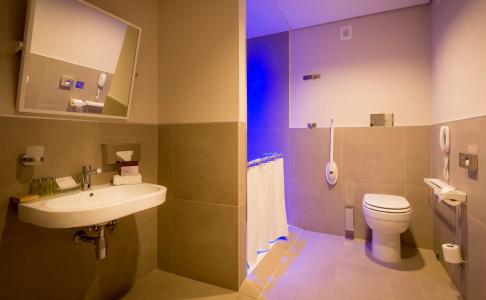 DoubleTree by Hilton City Centre - 30