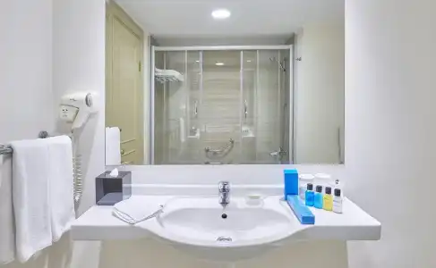 Wyndham Tashkent - 10