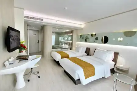 Pattaya Discovery Beach - 12