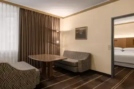 Sheraton Palace - 123