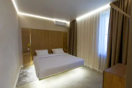 Kamarooms Business & Spa - 95