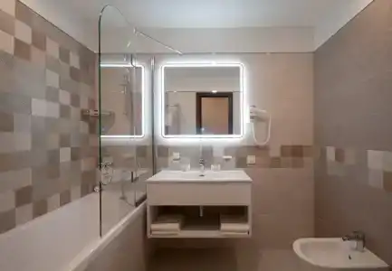 U Zolotyih Vorot - 119