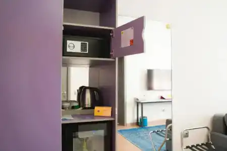 City Hostel - 20