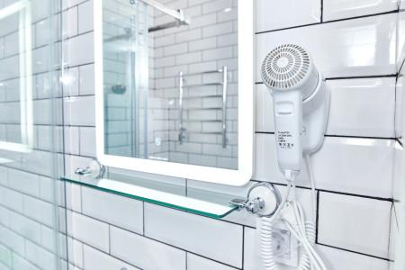 GrandWhite Apart - 138