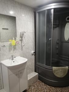 Застава - 143