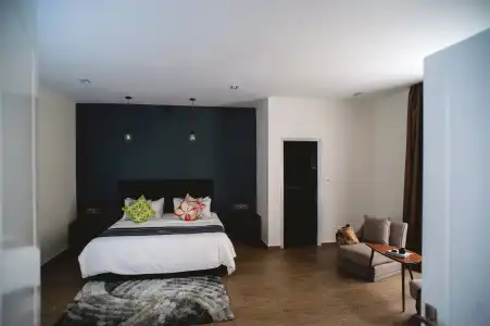 White Boutique and Residences - 52