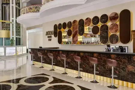 Ramada by Wyndham - 3