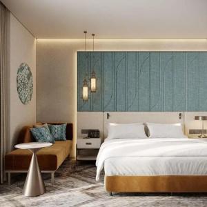 DoubleTree by Hilton - 60