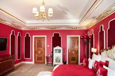 Бутик Дворец Трезини - 103