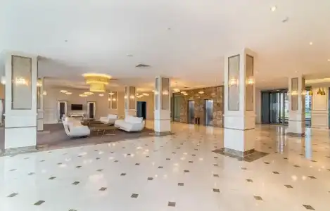 The Grand Gloria - 7