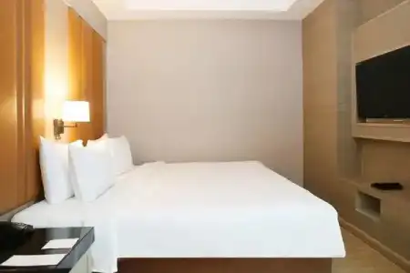 Ramada Sukhumvit Soi Eleven - 7