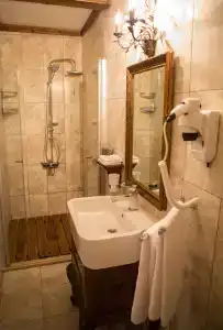 Kyrenia Palace Boutique - 17