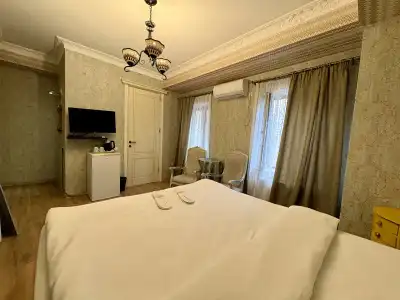 Silver 34 Boutique - 86