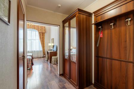 Lancaster Court - 29