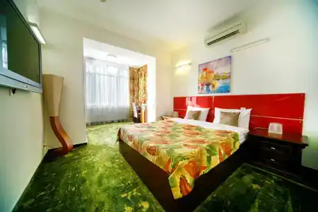 Petrovskij Passazh - 63