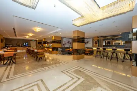 Freya Luxury - 1