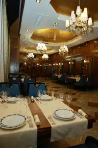 Golden Palace - 5