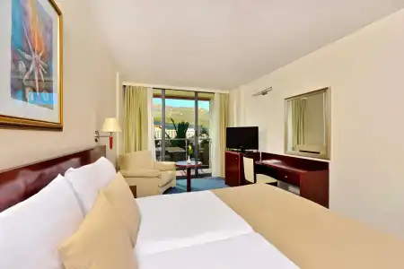 Iberostar Bellevue - 5
