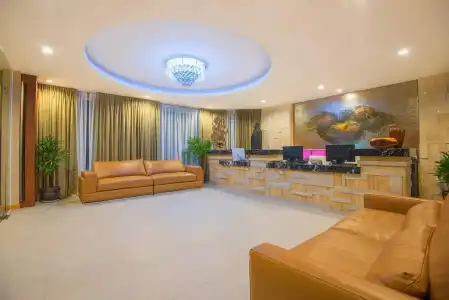 Clarian Beach Patong - 29