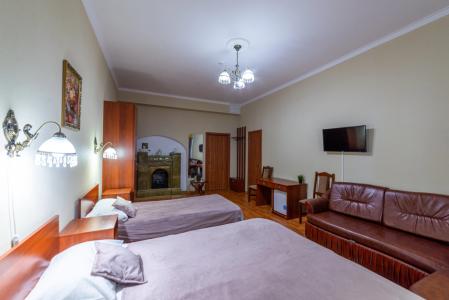 Демократ на Некрасова 58 - 219